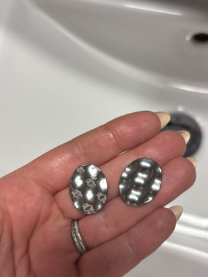 Steel earrings new, silver color
