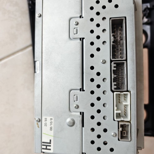 Honda Civic Sedan factory radio CD 6-disc changer used with fascia 2006-2011