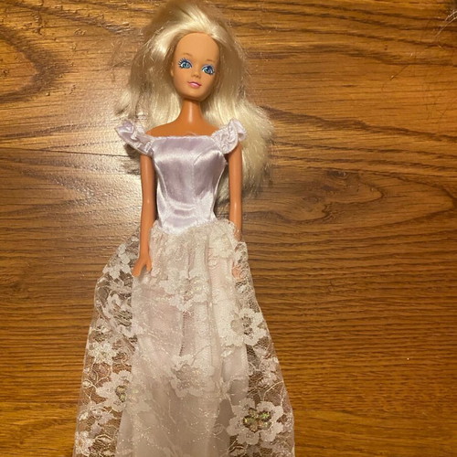 Simba doll like new with very soft hair