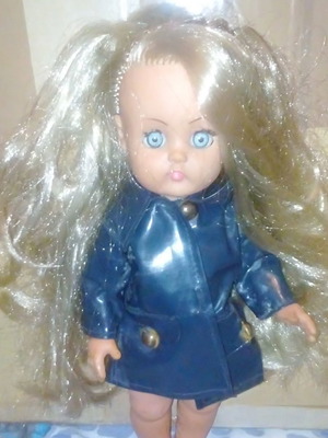 Κούκλα Μπέλλα Απέργη μεταχειρισμένη με αυθεντικό ρουχαλάκι vintage 70's