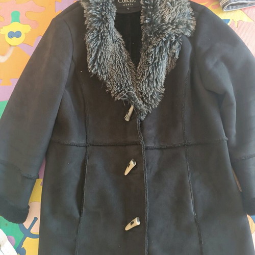 Suede large black coat like new