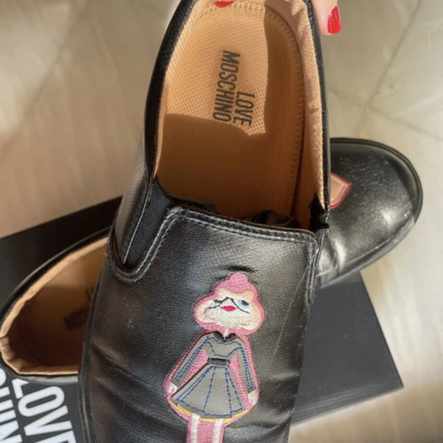 Love Moschino shoes used, leather, size 39, black