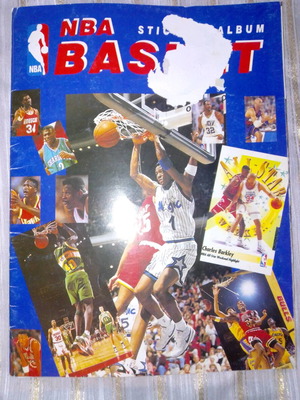 NBA Giannakis album used with available stickers