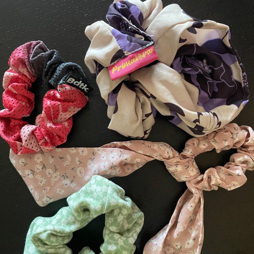 Scrunchies like new, set of 4 pieces
