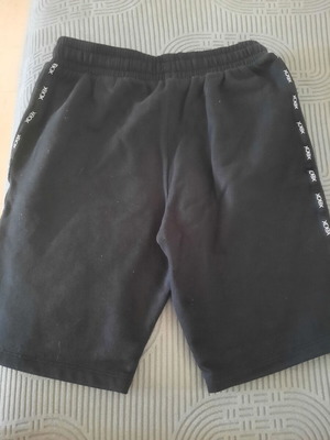 Marks & Spencer boys' bermuda like new, black and white