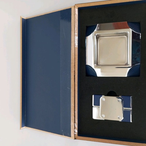 Luxury New Office Set / Smoker Lighter Ashtray