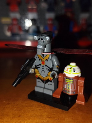 Geonosian Zombie (V1) Lego minifigure with accessories