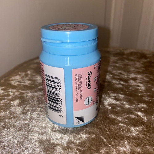 Cinnamoroll chewing gum like new, full pack