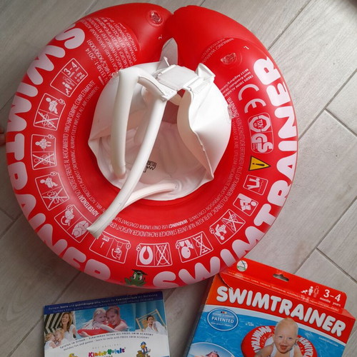 SwimTrainer Red flotation device like new, for 0-4 years