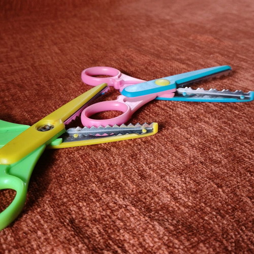 Craft scissors set like new, 2 pieces
