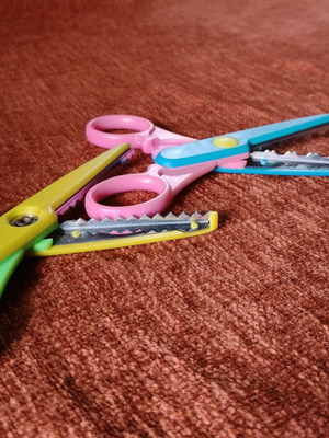 Craft scissors set like new, 2 pieces