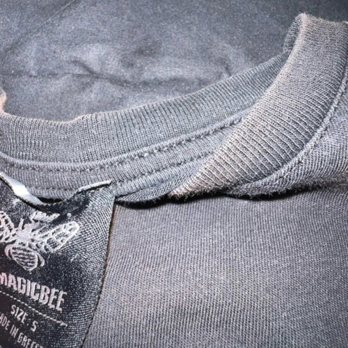 Magic Bee used black t-shirts and shorts for 13-14 years old