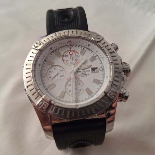 Breitling Super Avenger Chronograph watch like new, full set