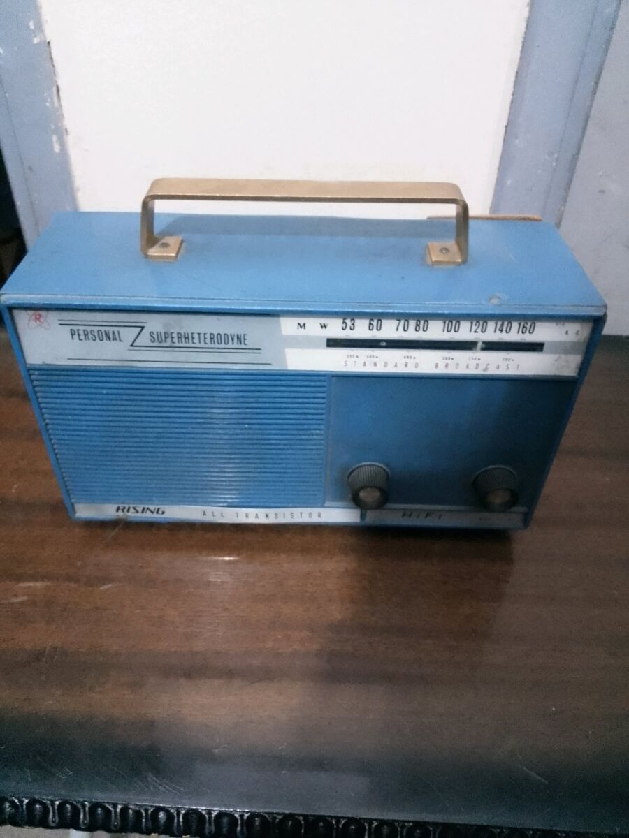 RISING model 6T-19J portable radio… - € 100,00 - Vendora.cy