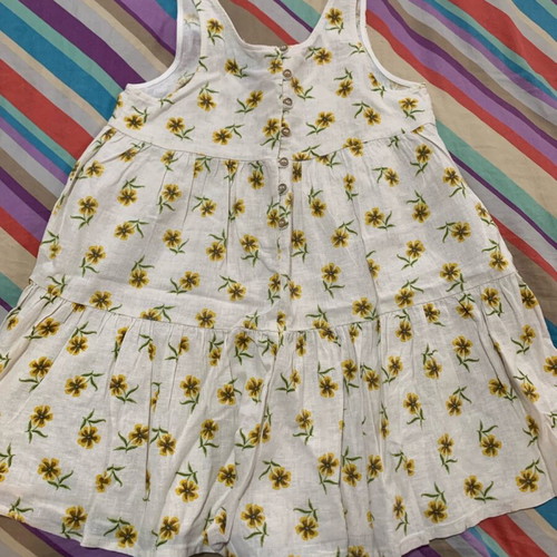 Zara one-piece shorts 8 years 128cm like new, beige yellow