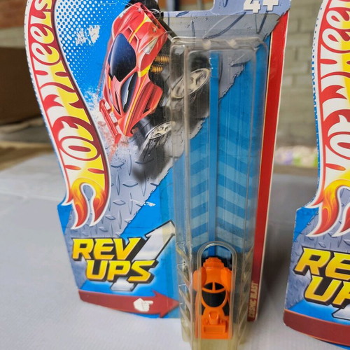 Hot Wheels Rev Ups magnetic toy cars set of 2 1/64 scale new