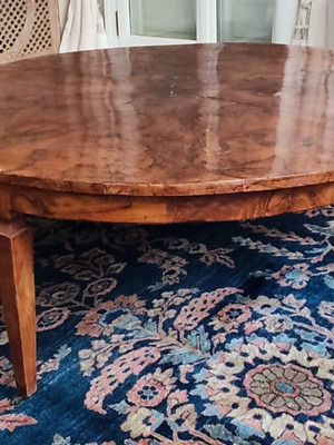 Rotonda table wood like new, diameter 120 cm height 48 cm