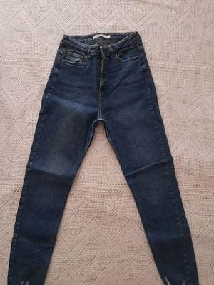 Bershka high-waisted jeans like new, size 38, blue