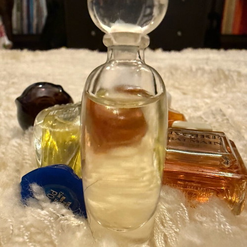 Set of branded mini perfumes like new, Dior, Estée Lauder, Balmain, Yves Rocher