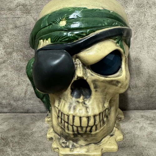 Pirate Mega Bloks Skeleton Head green variant used