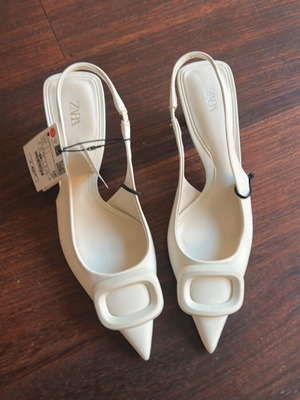 Zara beige cream slingback shoes size 37 new, medium heel