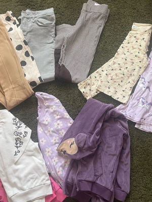Girls' clothes size 1.28 like new, branded pack