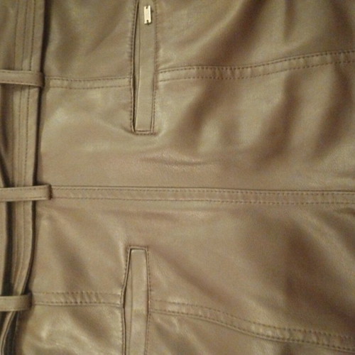 High-waisted BSB faux leather pants brown like new