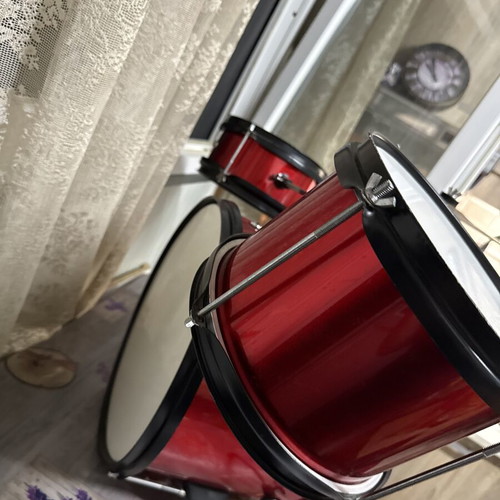 Children's drum set red, used, very good condition