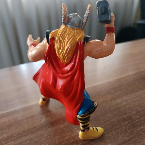 Thor Marvel figure used, 11cm height with Marvel stamp