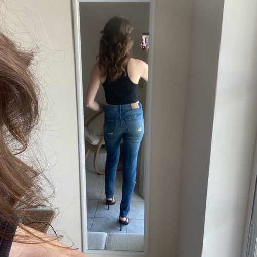 Zara ripped jeans dark blue, skinny, elastic, mid rise, like new