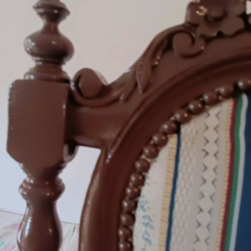 Καρέκλες σκαλιστές σετ 6 σαν καινούργιο, μασίφ ξύλο με σατέν καλύμματα