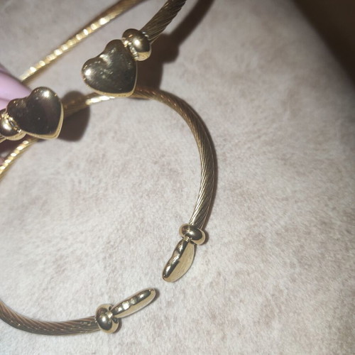 Women's Steel Bracelets Set of 2 with Heart Details Gold Tone New