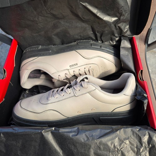 Hugo Boss sneakers new, size 45, black and beige