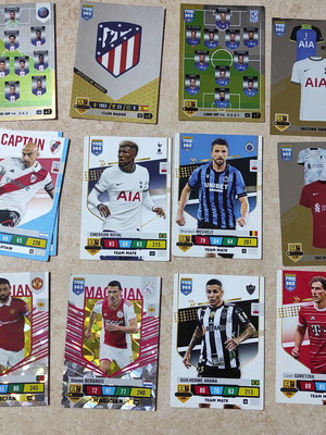 Football cards like new, pack of 35 pieces