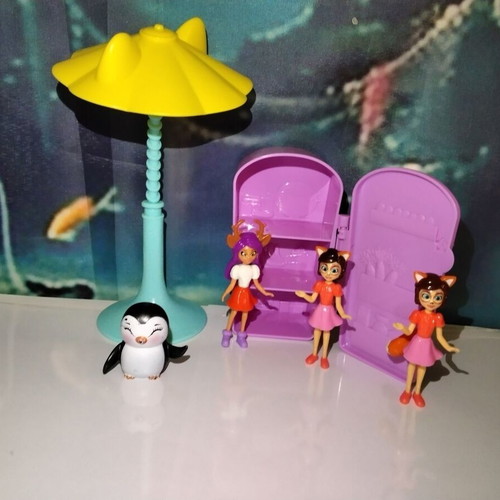 Enchantimals Secret Best Friends Mattel playset with figures, furniture, and pet used