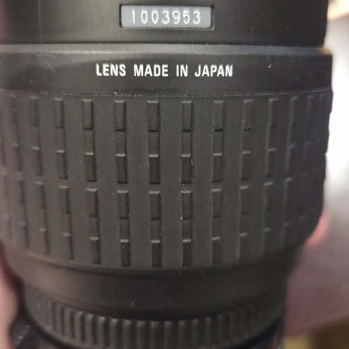 Sigma 70-300mm APO Macro Super with Teleconverter 2x like new