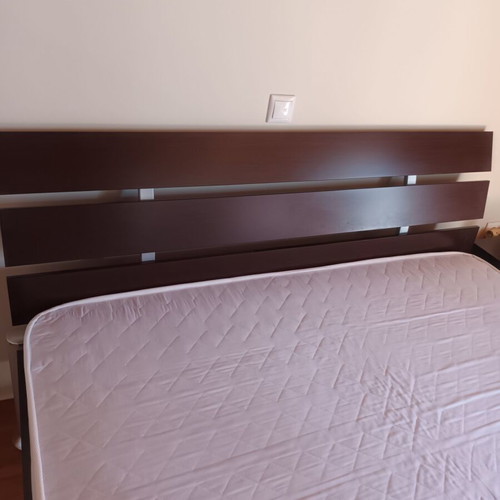 Bo Consept bed 1.60 x 2.00 m with Relax Strom mattress, slats and bedside table