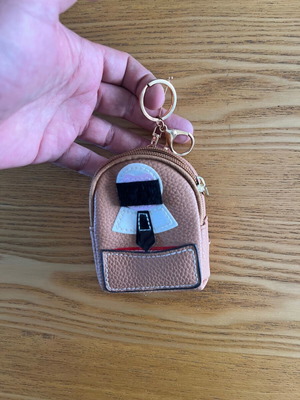 Mini backpack-shaped coin purse keychain, beige nude
