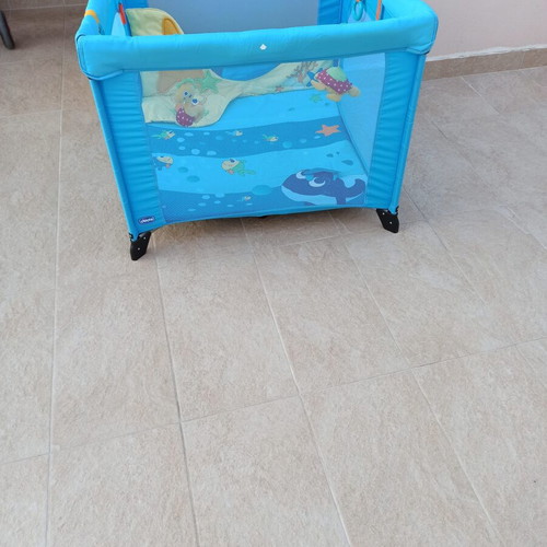 Playpen used, very good condition with side zipper