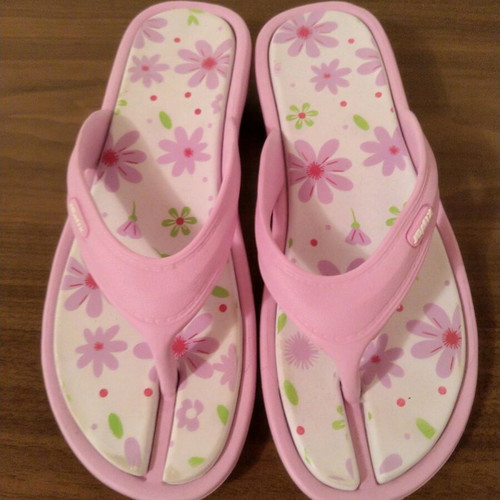 Women's flip-flops size 38 new, pink and comfortable