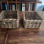Baskets like new, assorted, per unit