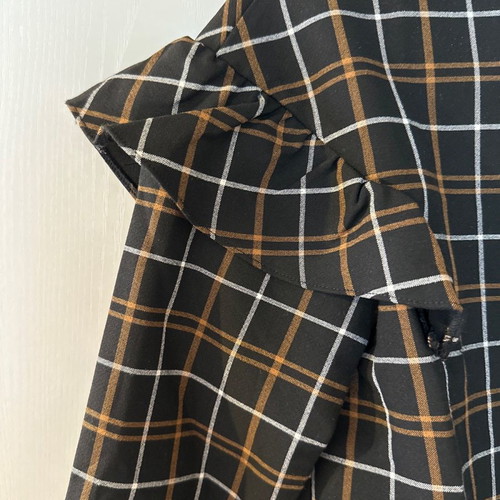 Zara blouse size M like new, winter fabric
