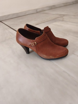 Ragazza women's brown ankle boots, size 40