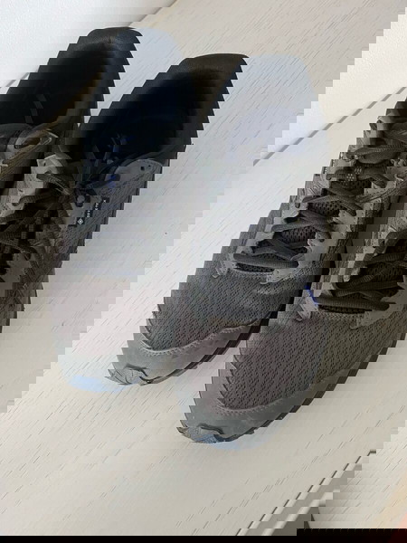Αντρικό sneaker