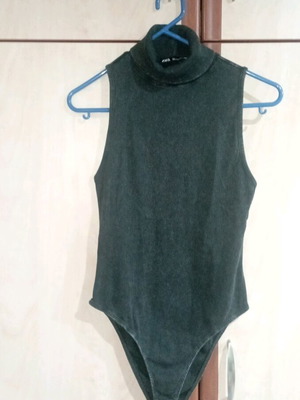 Ribbed bodysuit Zara gray like new, size L