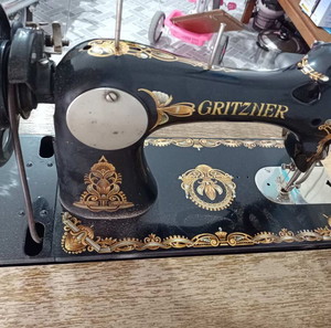 Ραπτομηχανή Grintzer Αντίκα
