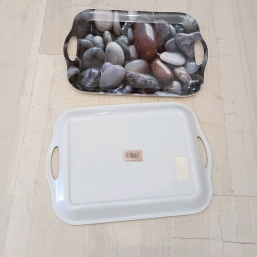 Serving trays set of 2, hard plastic, new