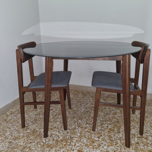 Lucille dining set gray/walnut with 4 Sammy chairs gray/walnut like new
