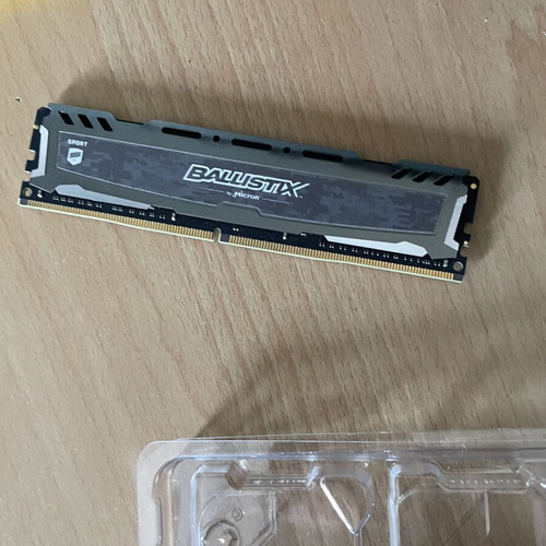 Micron 8GB DDR4 RAM 2400MHz