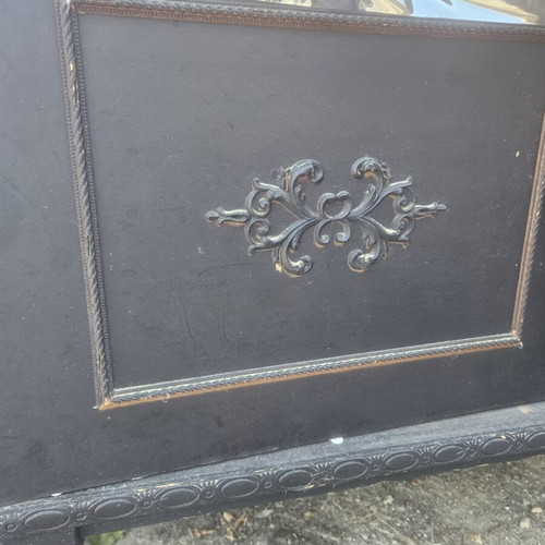 Furniture used with glass display cabinet
